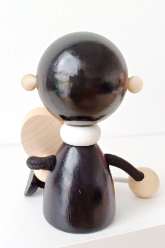 Salvadore - wooden sitting figure